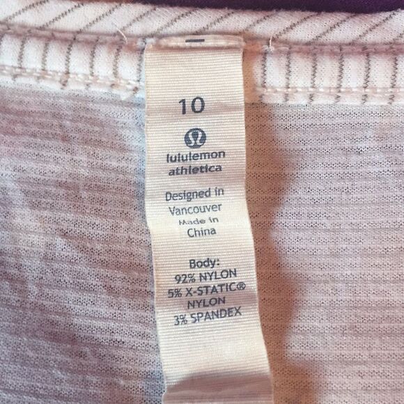 Lululemon white with grey pinstripes top sz 10 - Picture 5 of 6